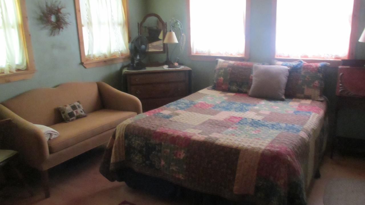 Buffalo Creek Bed And Breakfast Robbinsville Extérieur photo