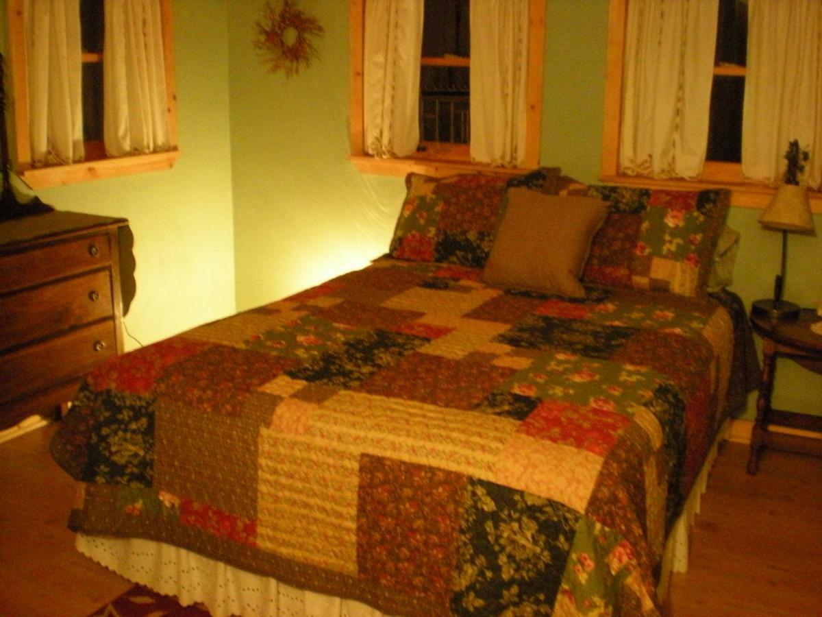 Buffalo Creek Bed And Breakfast Robbinsville Extérieur photo